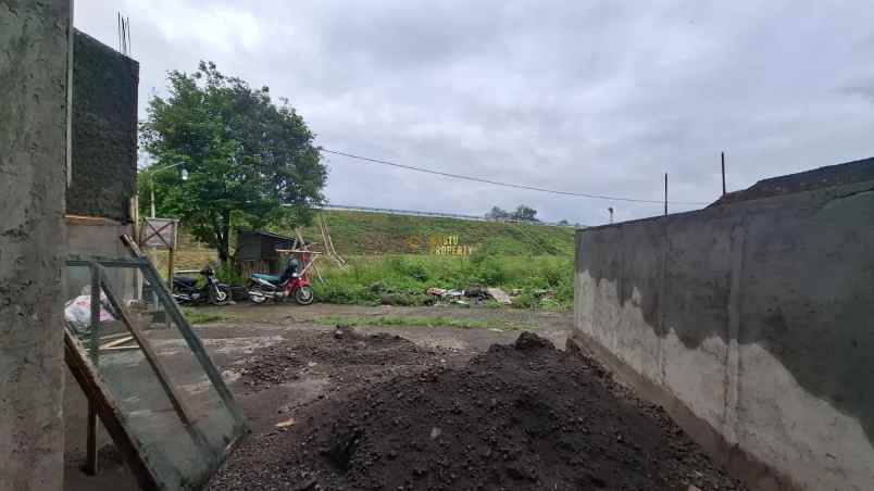 dijual rumah tirtomartani