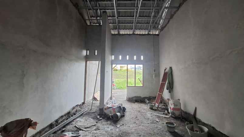 dijual rumah tirtomartani kec kalasan