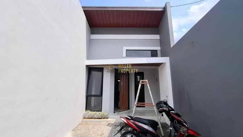 dijual rumah trihanggo gamping sleman