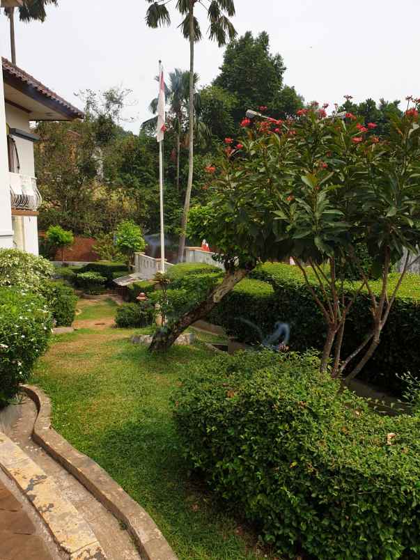 dijual rumah villa cinere mas