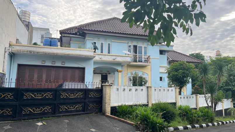 dijual rumah villa cinere mas