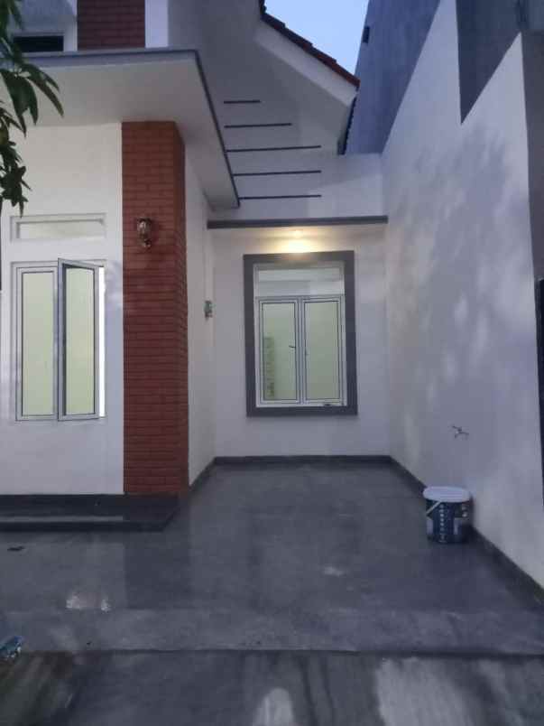 dijual rumah villa indah permai kota bekasi