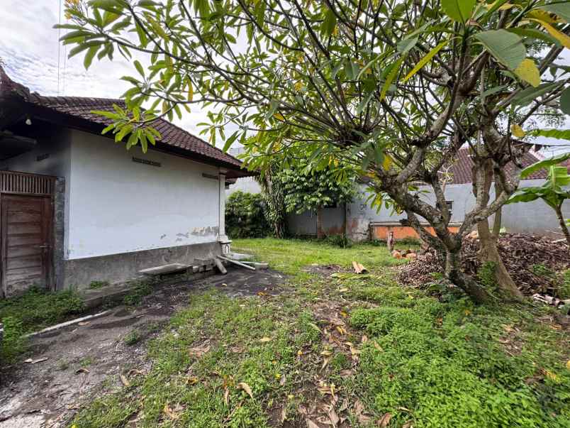 dijual tanah jalan banjar anyar kerobokan