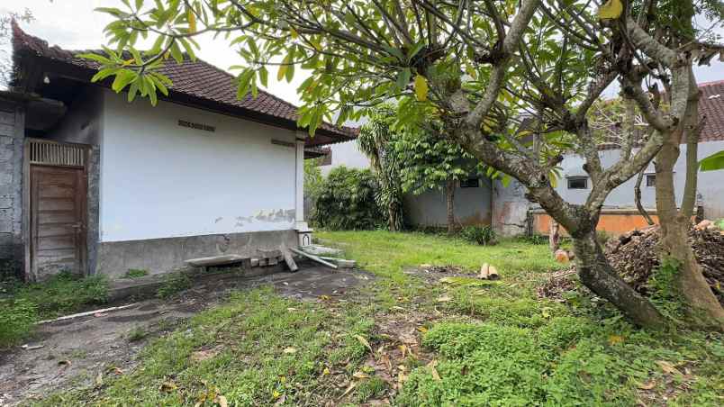 dijual tanah jalan banjar anyar kerobokan