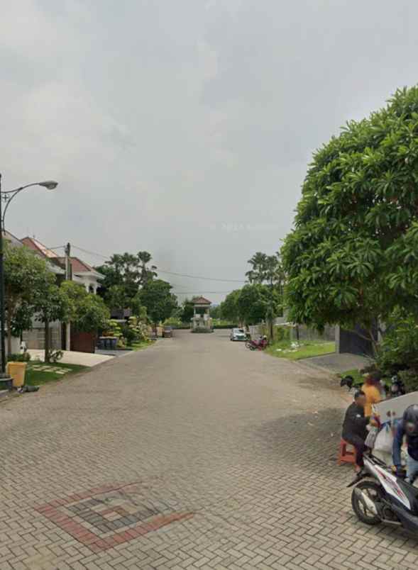 dijual tanah jalan dian istana taman