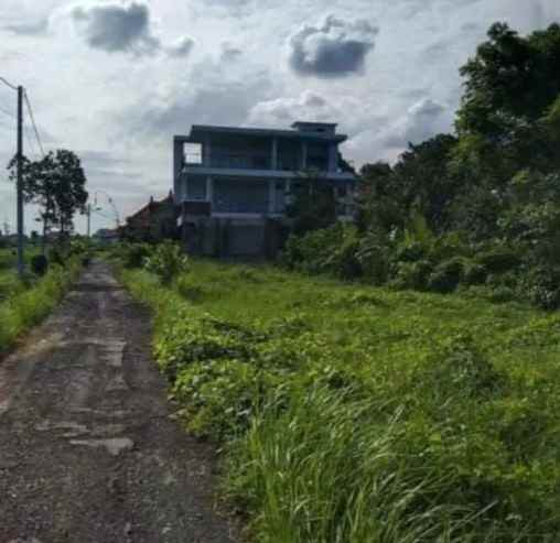 dijual tanah peguyangan kangin