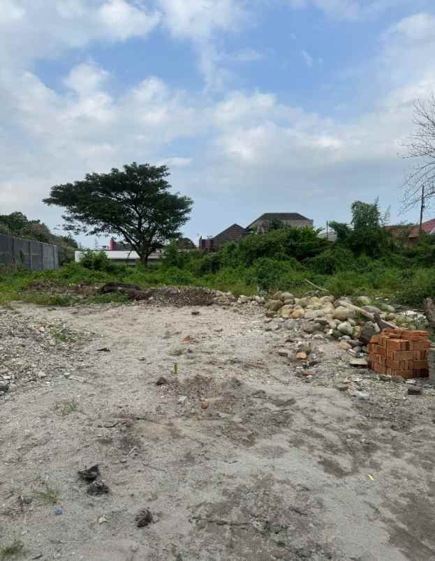 dijual villa jalan tuamang pancing medan
