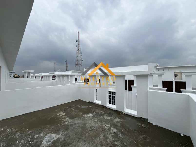 dijual villa komplek union mentari