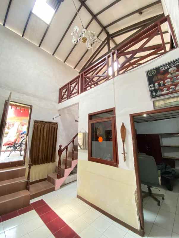 dijual villa kopo cisarua bogor