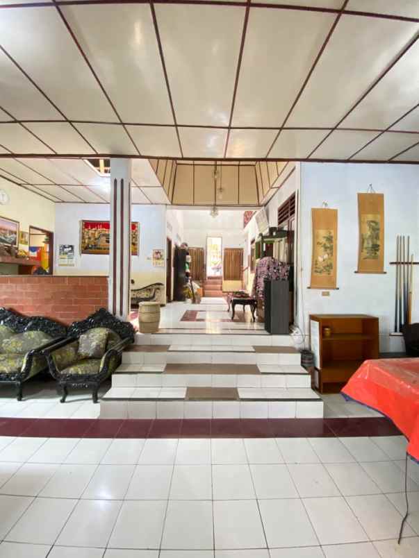 dijual villa kopo cisarua bogor