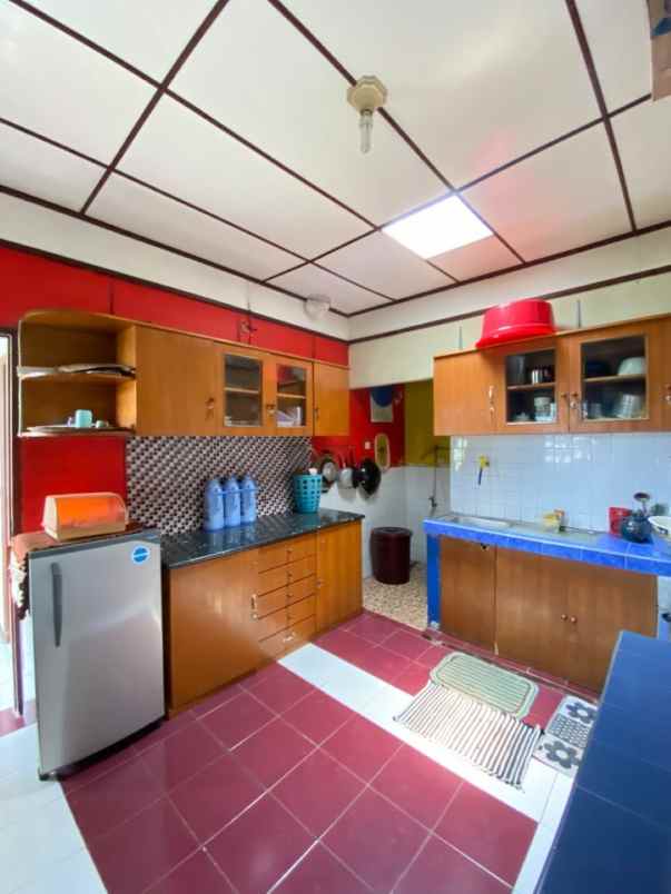 dijual villa kopo cisarua bogor