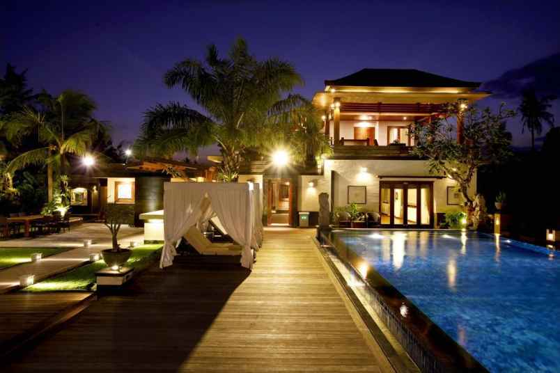 dijual villa luxury lantai 2 lokasi denpasar timur