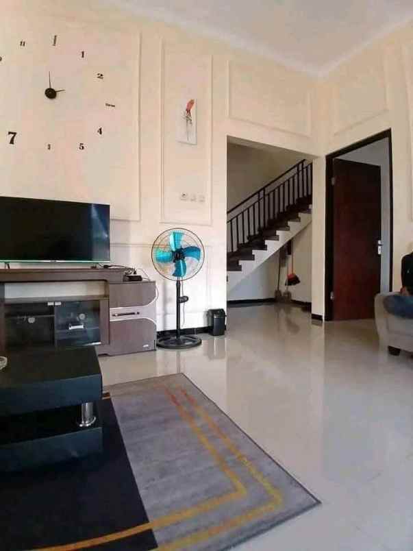 dijual villa pesanggrahan kota batu