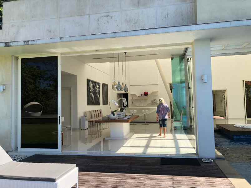 dijual villa view laut di keramas gianyar bali