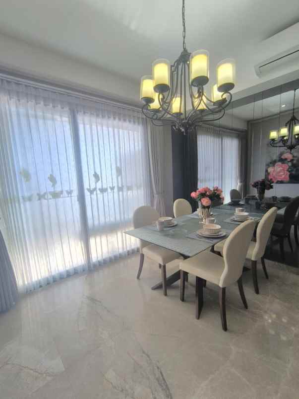 disewakan apartemen the peak residence lt 19