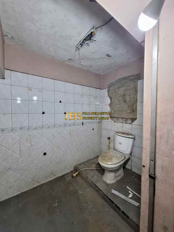 disewakan ruko gudang kantor jalan krakatau ujung