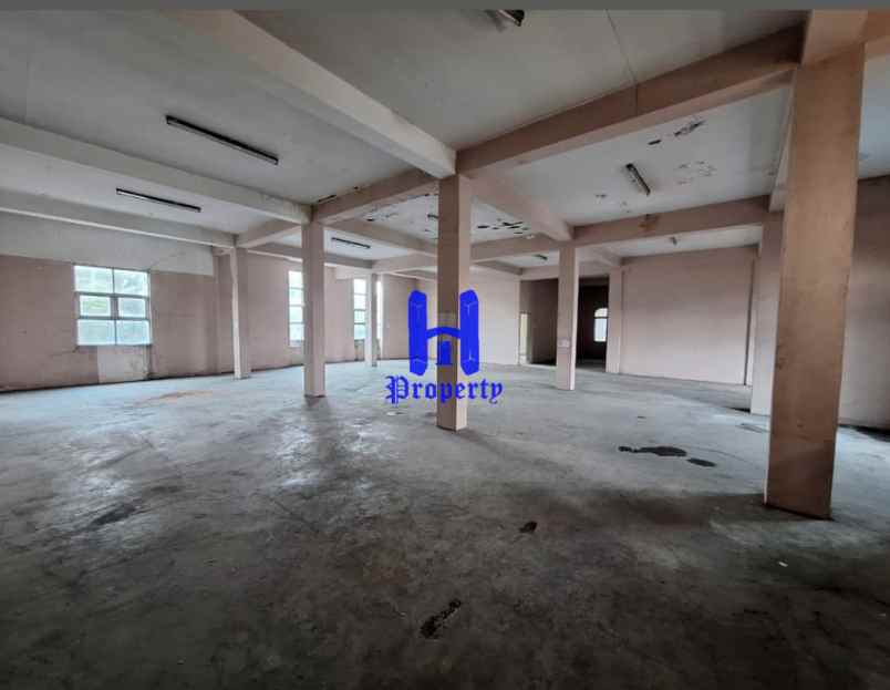 disewakan ruko gudang kantor jalan krakatau ujung dekat