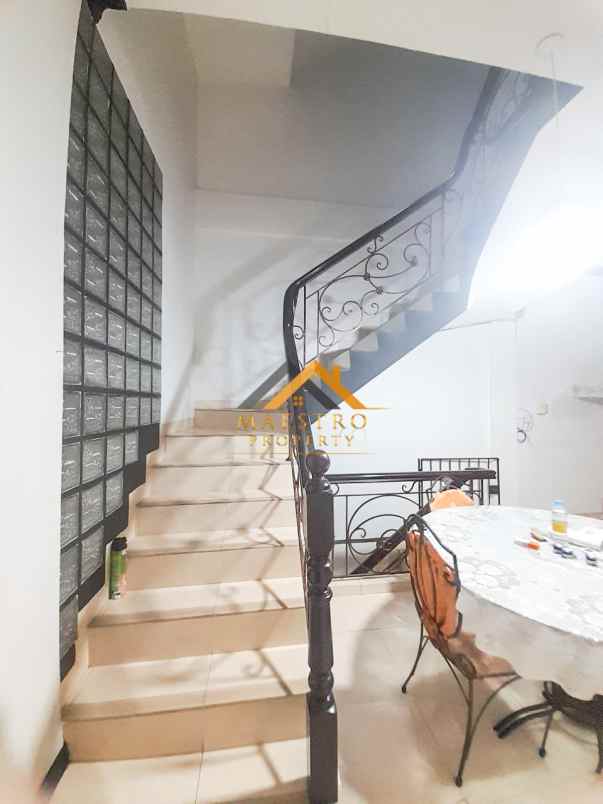 disewakan ruko komplek multatuli indah jl multatili