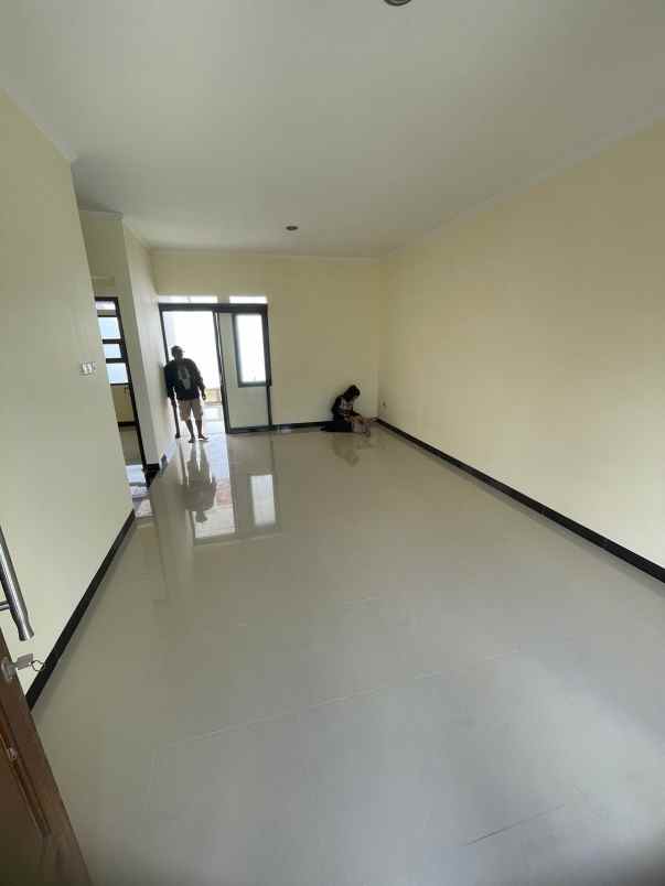 disewakan rumah cluster cihanjuang