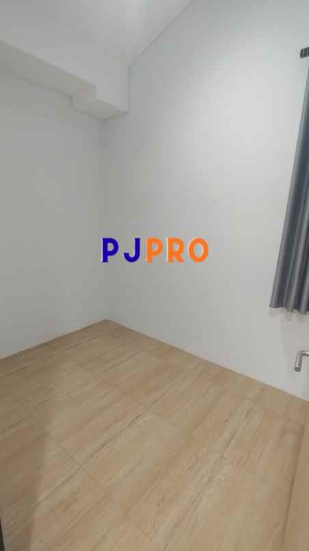 disewakan rumah cluster silvercreek lippo