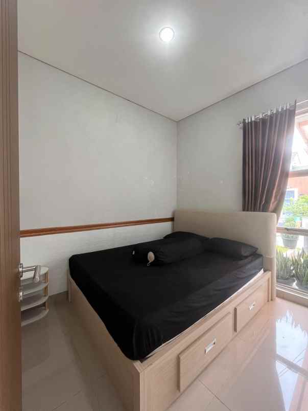 disewakan rumah grand duta city cluster