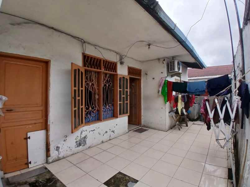 disewakan rumah jl pasar 3 gg melur dalam