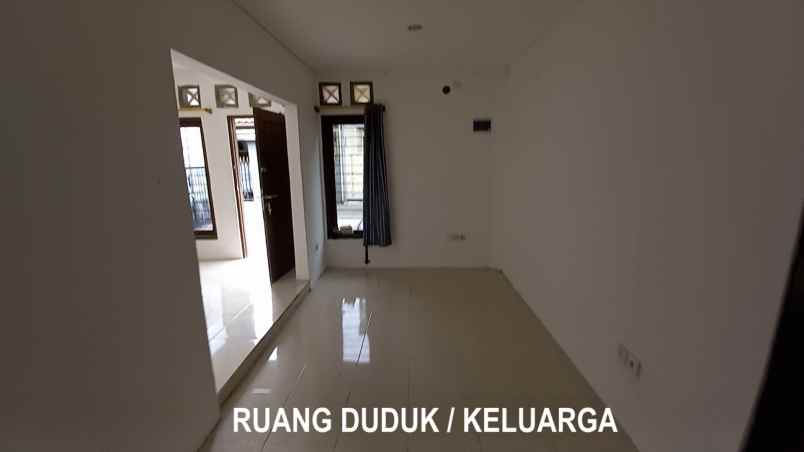 disewakan rumah jl tebet timur dalam ix e