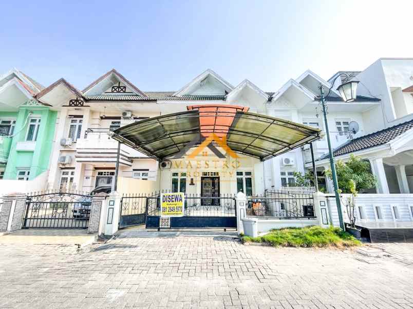 disewakan rumah komplek cemara hijau jalan