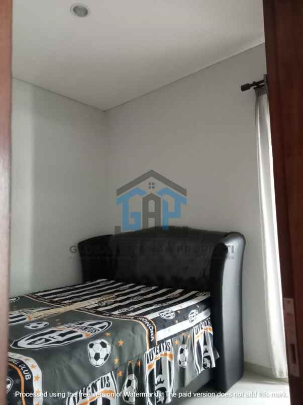 disewakan rumah komplek cipageran
