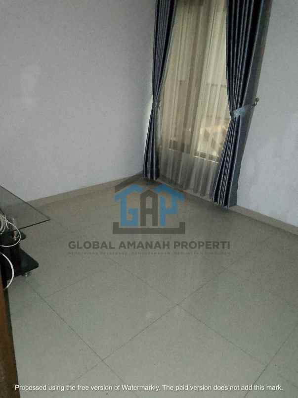 disewakan rumah komplek cipageran