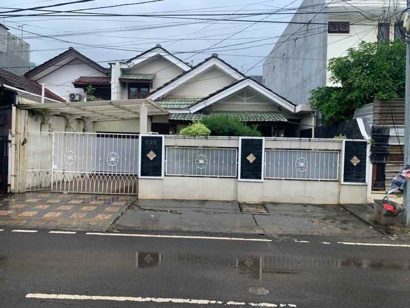 disewakan rumah komplek taman duren sawit