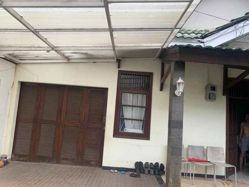 disewakan rumah komplek taman duren sawit