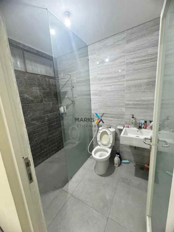 disewakan rumah nirwana eksekutif full furnished