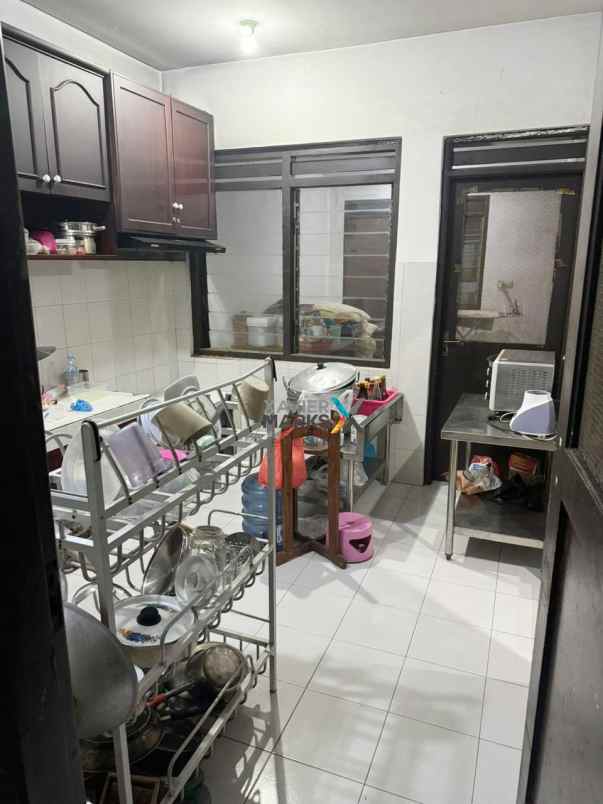 disewakan rumah nirwana eksekutif full furnished