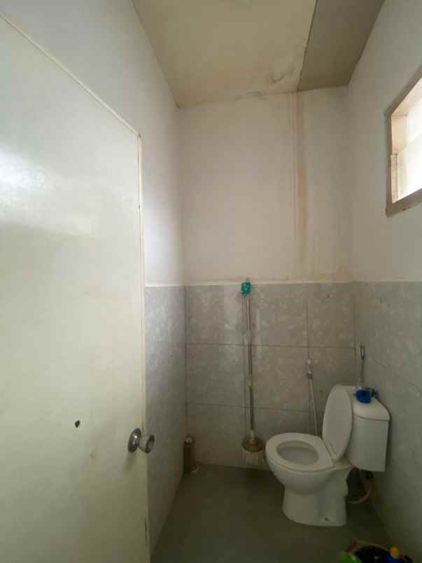 disewakan rumah perumahan pondok permata suci