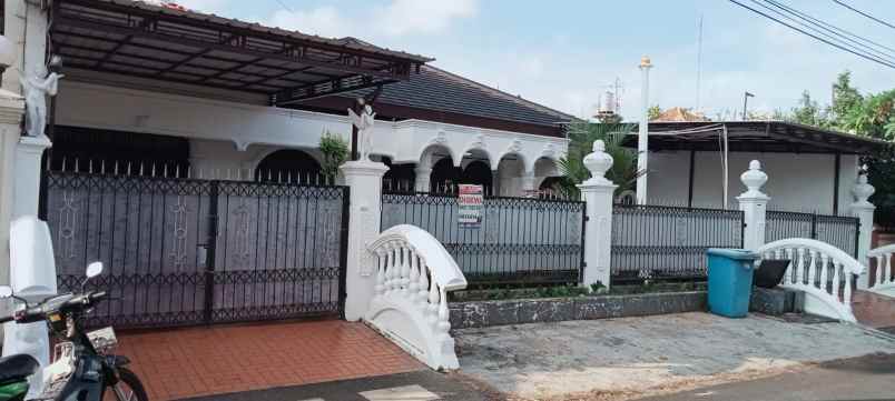 disewakan rumah perumahan tni au waringin