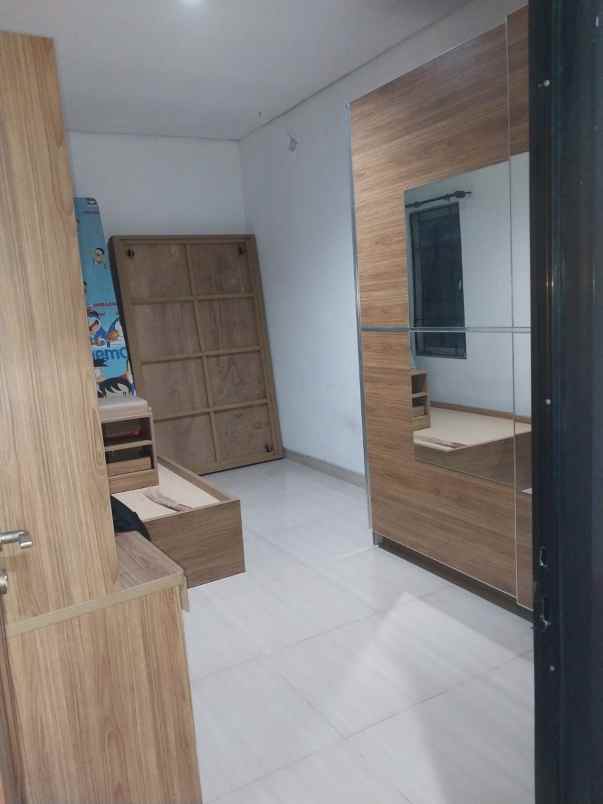 disewakan rumah pondok ranji