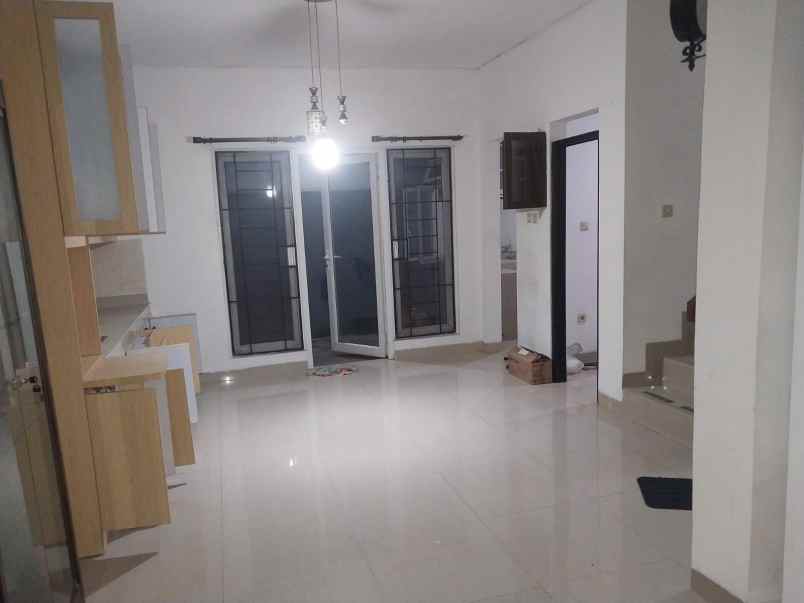 disewakan rumah pondok ranji