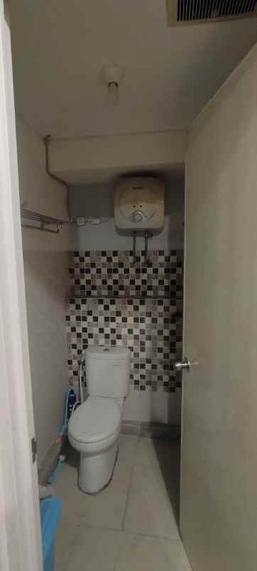 educity yale lantai 7 semi furnished city view studio