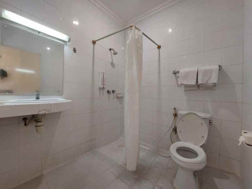 guest house dijual di jogja dekat amplaz