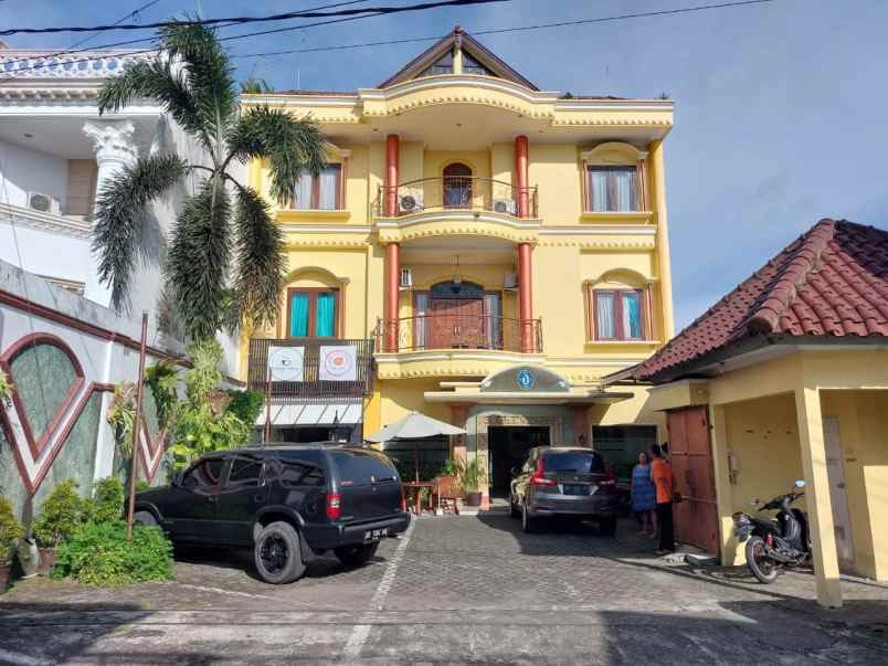 guest house dijual di jogja dekat amplaz