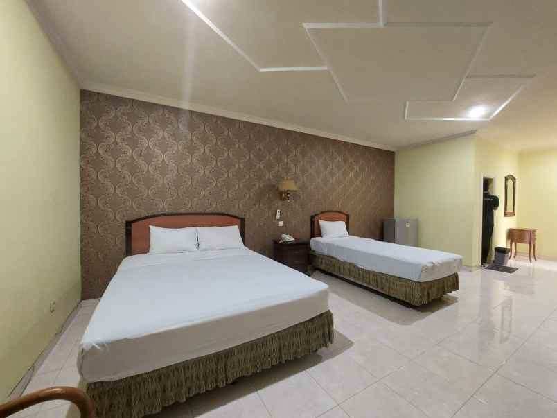 guest house dijual di jogja dekat amplaz