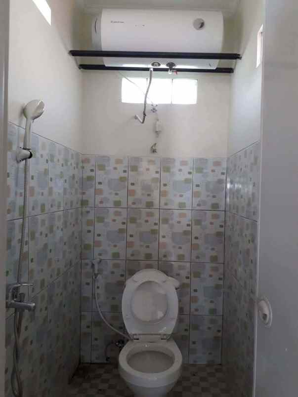 jual cepat rumah siap huni 2 lantai di cipageran