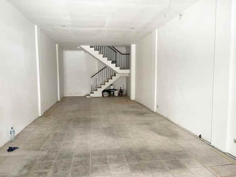 jual murah ruko baru renovasi di komplek di grogol