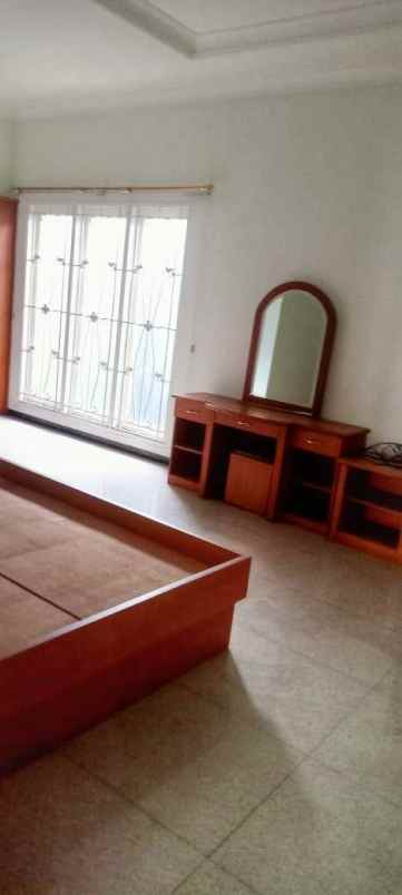 jual rumah 2 lantai dukuh kupang timur surabaya