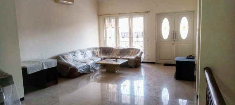 jual rumah 2 lantai dukuh kupang timur surabaya