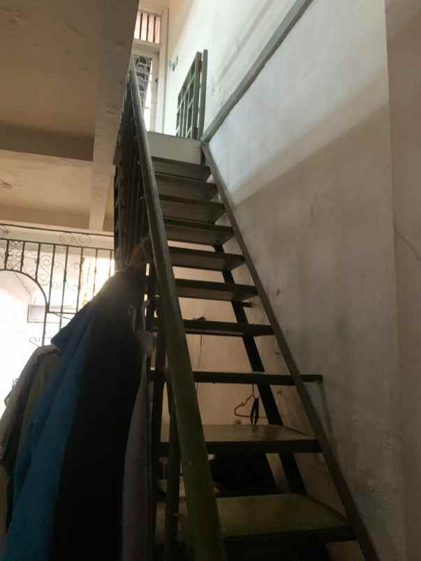 jual rumah bagus shm di jalan kangkung jakarta selatan