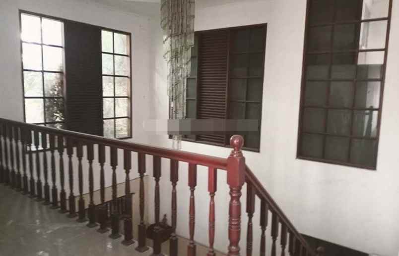 jual rumah bagus shm di wijaya kusuma jakarta barat