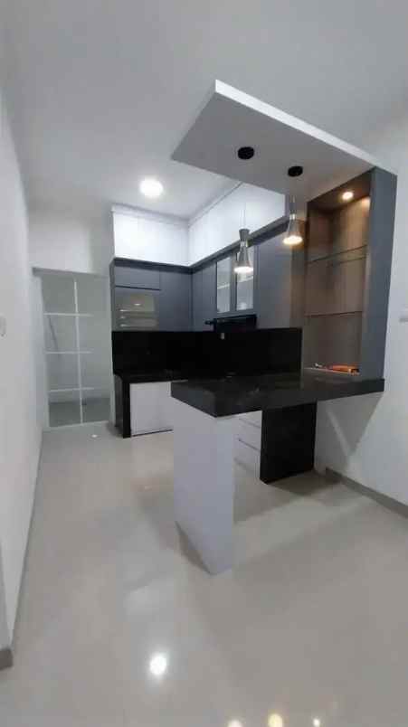 jual rumah cantik 2 lantai siap huni dikawasan rempoa