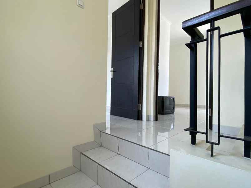jual rumah siap huni legenda wisata cibubur